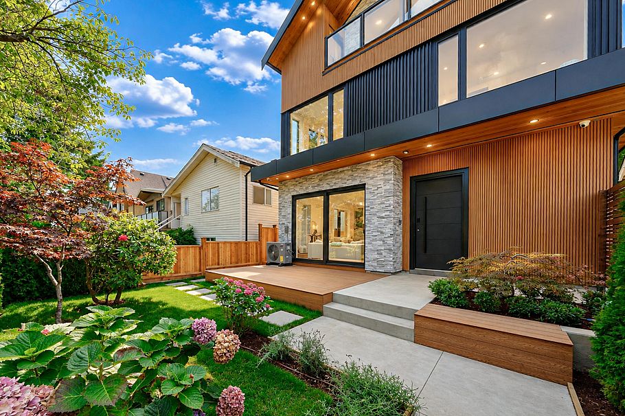 3836 W 21st Avenue Vancouver, BC - 2