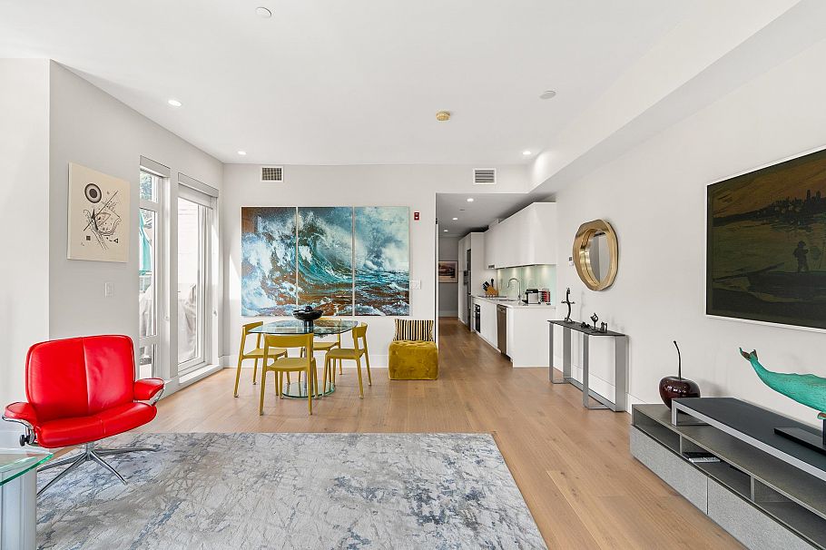 202 1591 Bowser Avenue North Vancouver, BC - 8