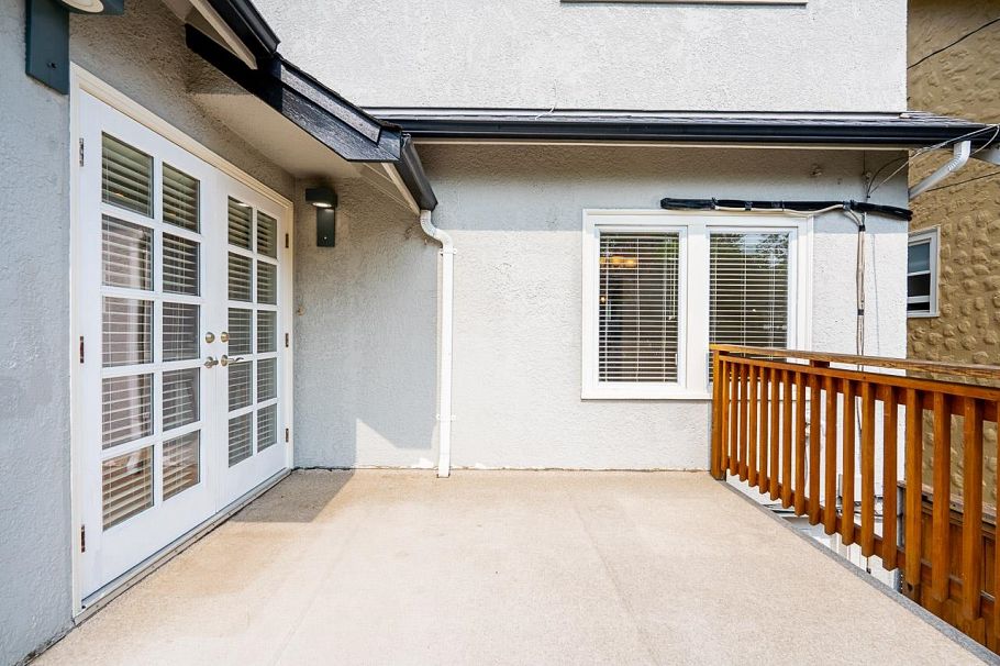 242 W 21st Avenue Vancouver, BC - 36