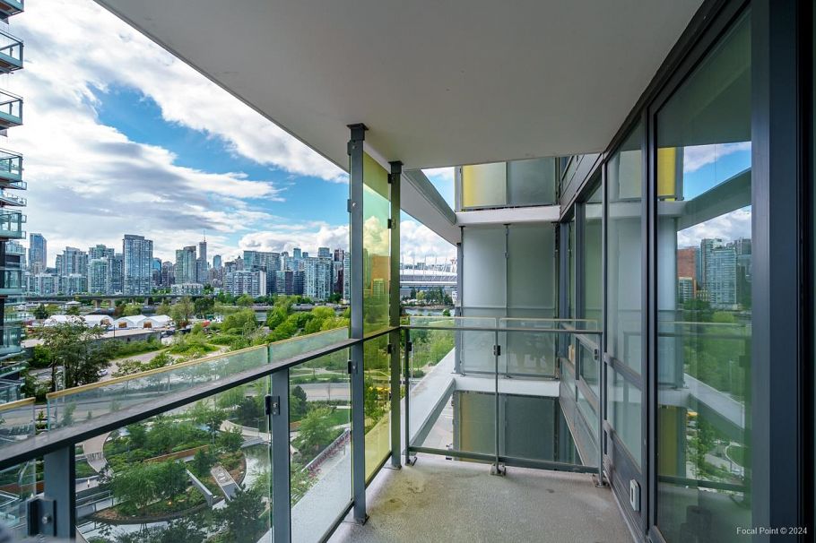 1008 1788 Columbia Street Vancouver, BC - 6