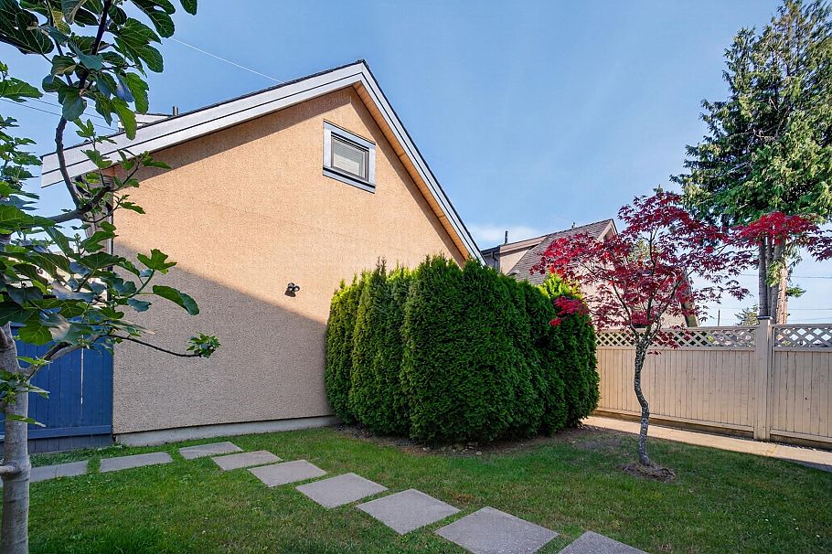 8068 Haig Street Vancouver, BC - 28