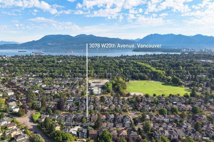 3078 W 20th Avenue Vancouver, BC - 33