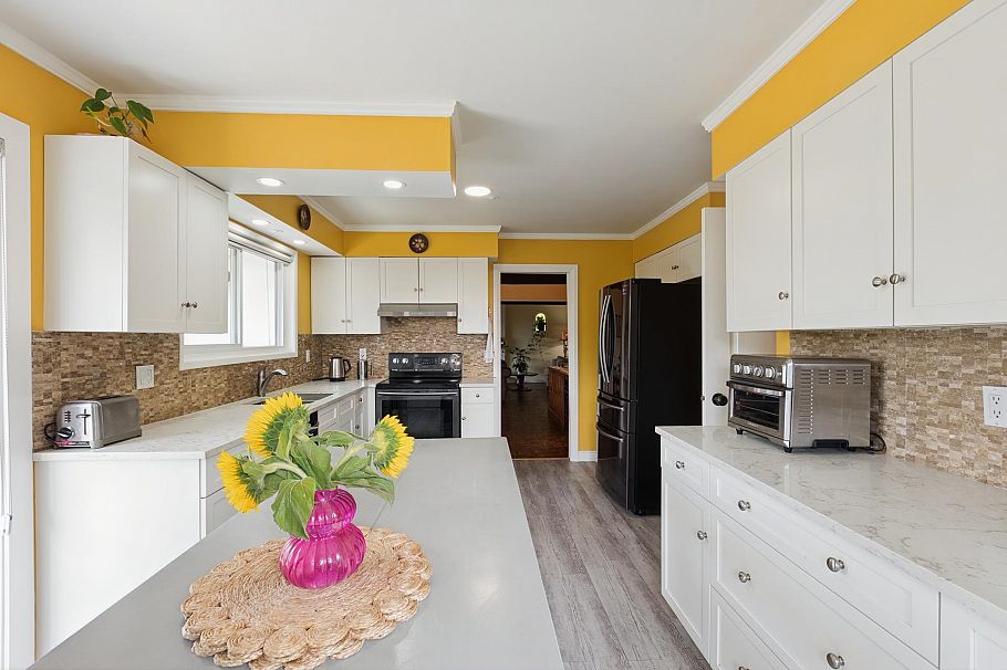 704 Maurelle Court North Vancouver, BC - 13