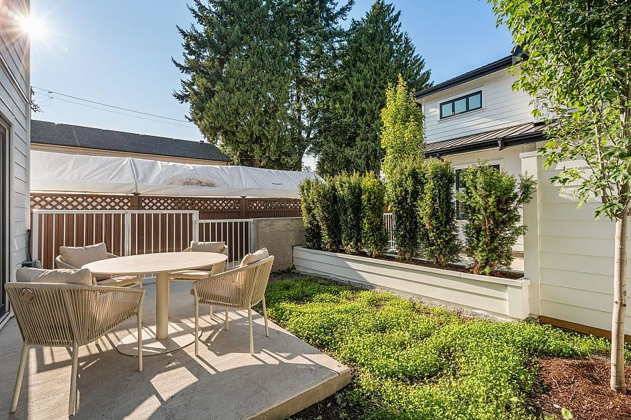 SL 3 2333 E 54th Avenue Vancouver, BC - 36