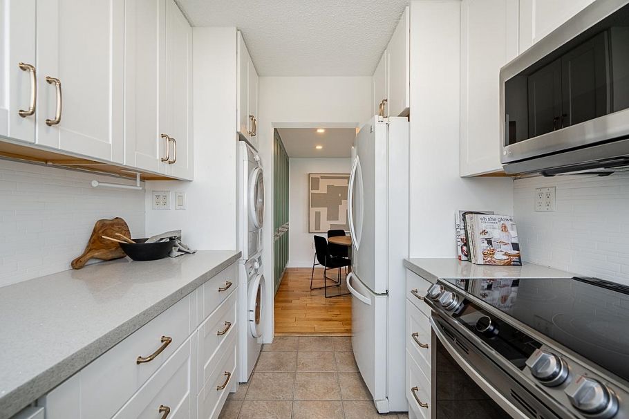 903 114 W Keith Road North Vancouver, BC - 11