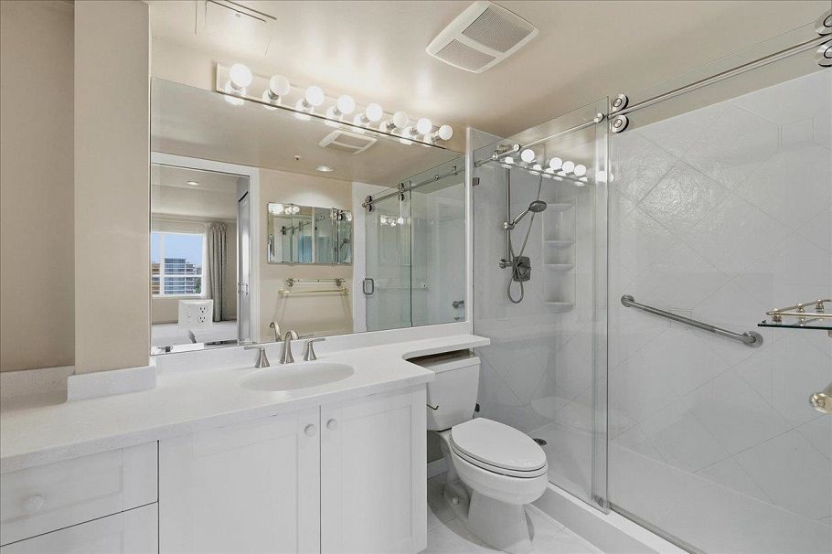 901 2988 Alder Street Vancouver, BC - 21