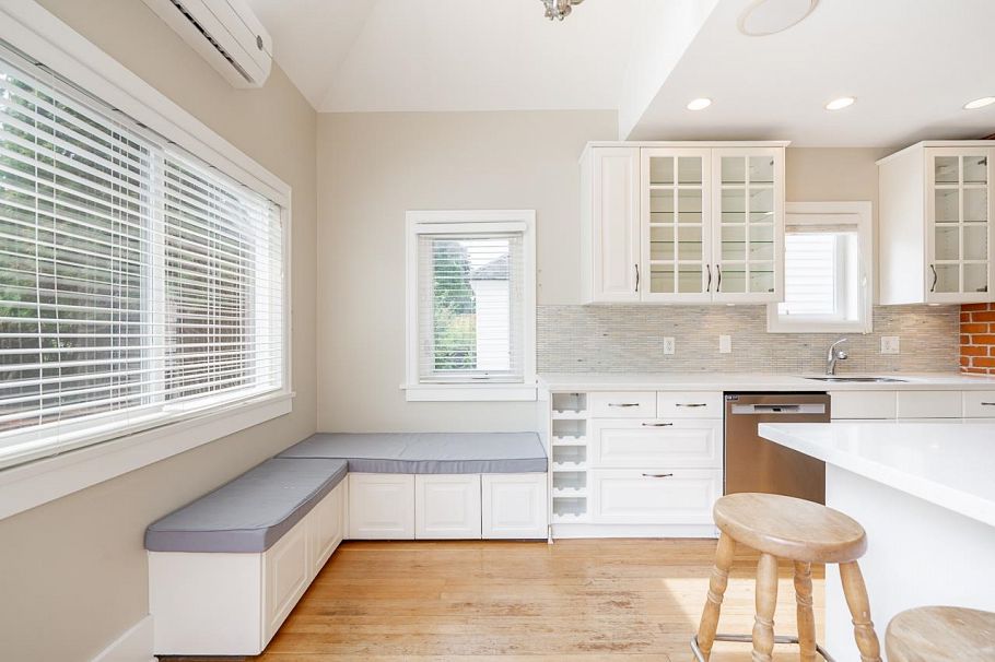 242 W 21st Avenue Vancouver, BC - 12