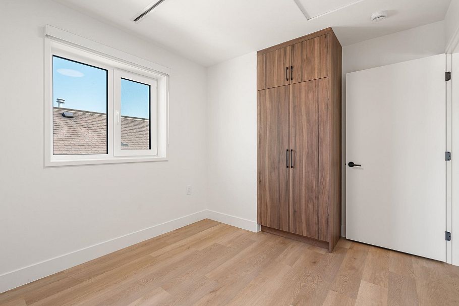 SL 2 2333 E 54th Avenue Vancouver, BC - 22
