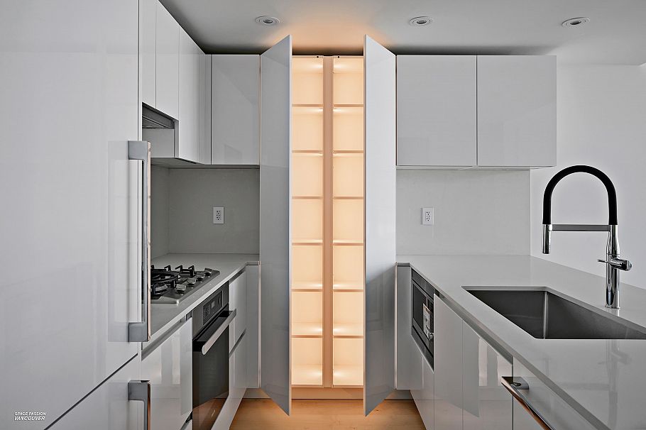 807 135 E 13th Street Vancouver, BC - 16