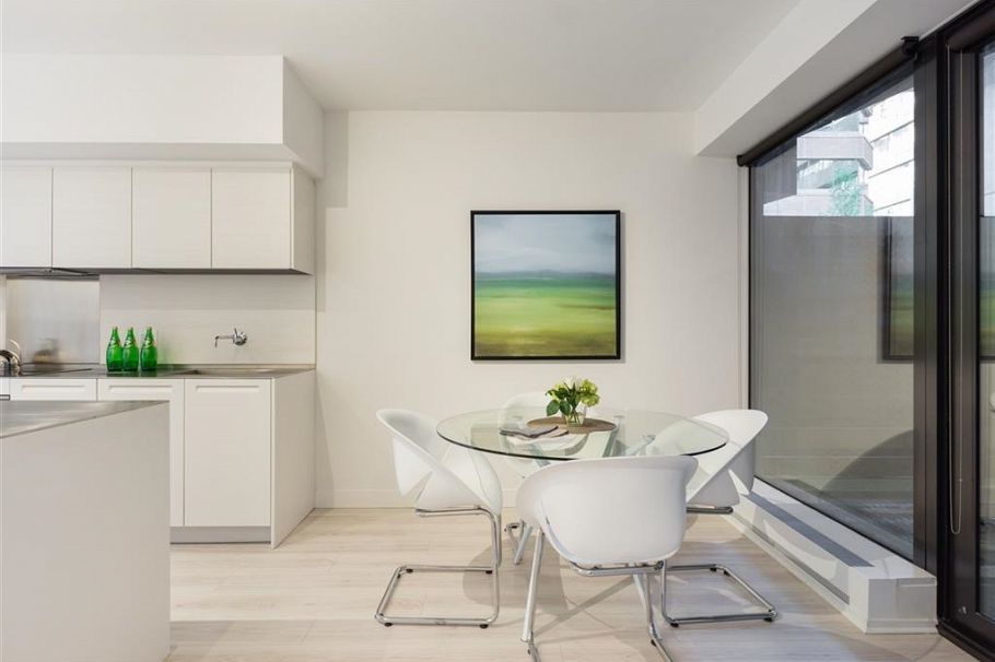 1135 Hornby Street Vancouver, BC - 4