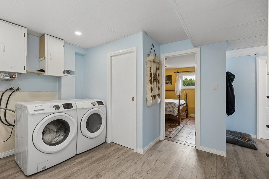 704 Maurelle Court North Vancouver, BC - 27