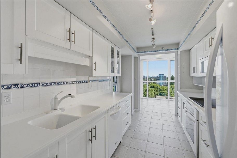 901 2988 Alder Street Vancouver, BC - 12