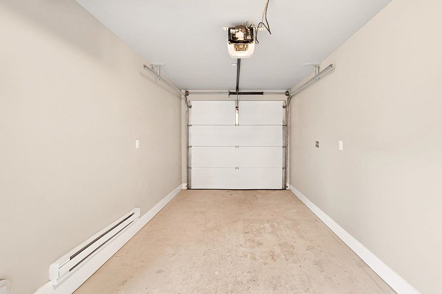 8068 Haig Street Vancouver, BC - 29