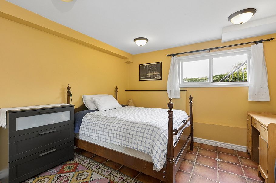 704 Maurelle Court North Vancouver, BC - 26