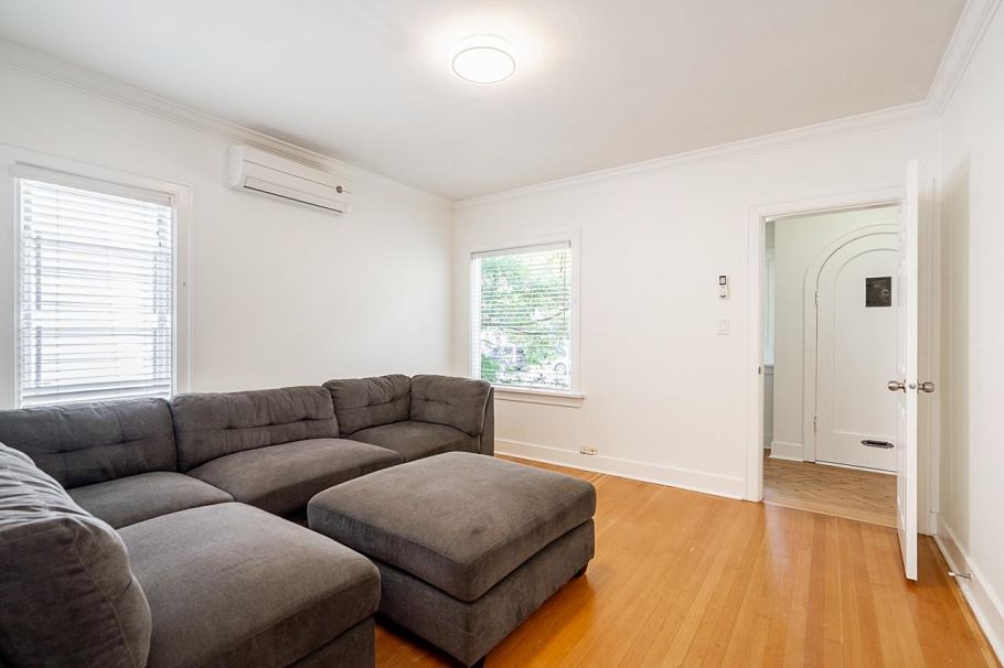 242 W 21st Avenue Vancouver, BC - 14