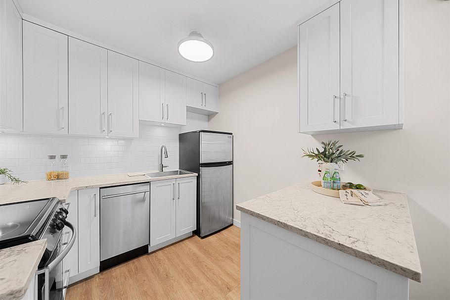 210 2234 W 1st Avenue Vancouver, BC - 8