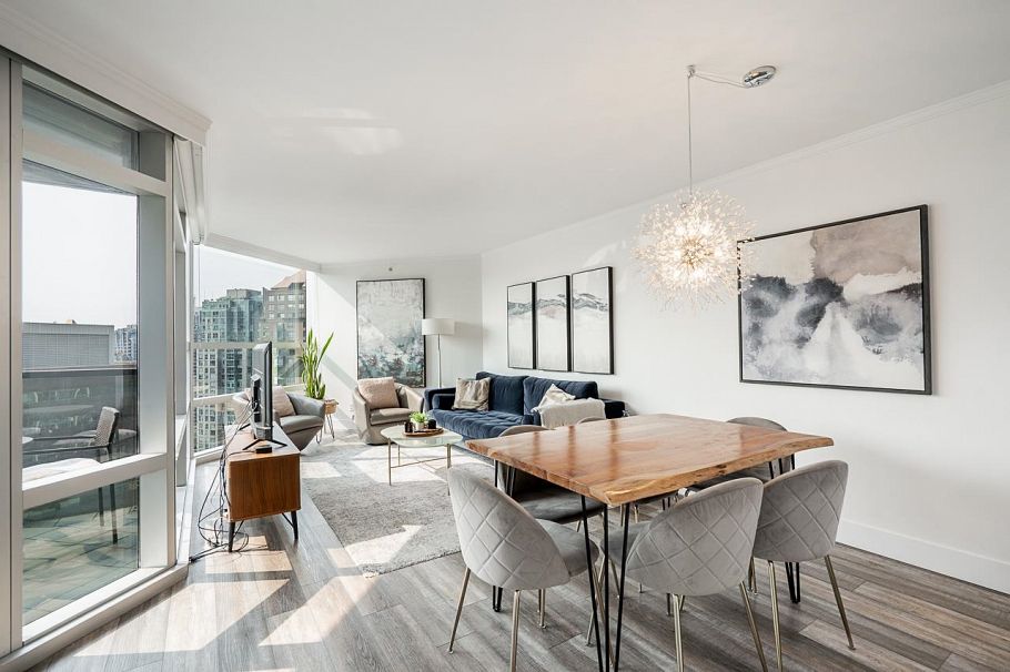 1907 1050 Burrard Street Vancouver, BC - 7
