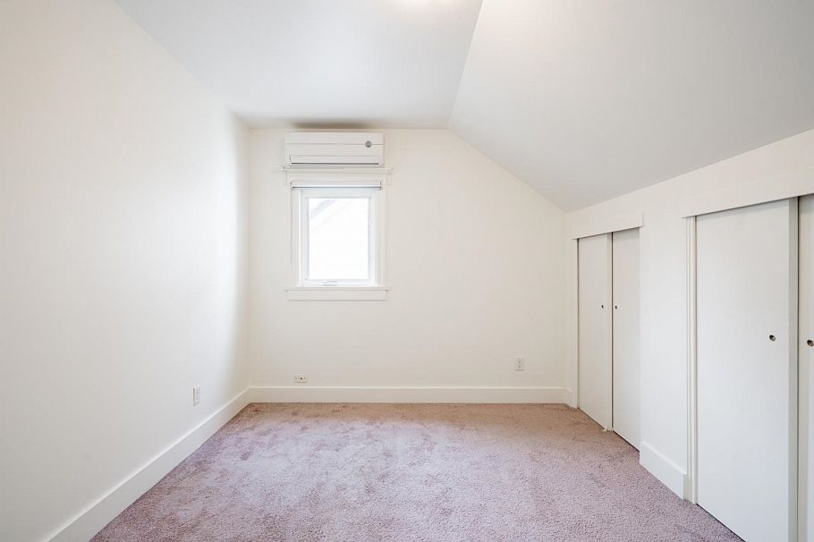 242 W 21st Avenue Vancouver, BC - 17