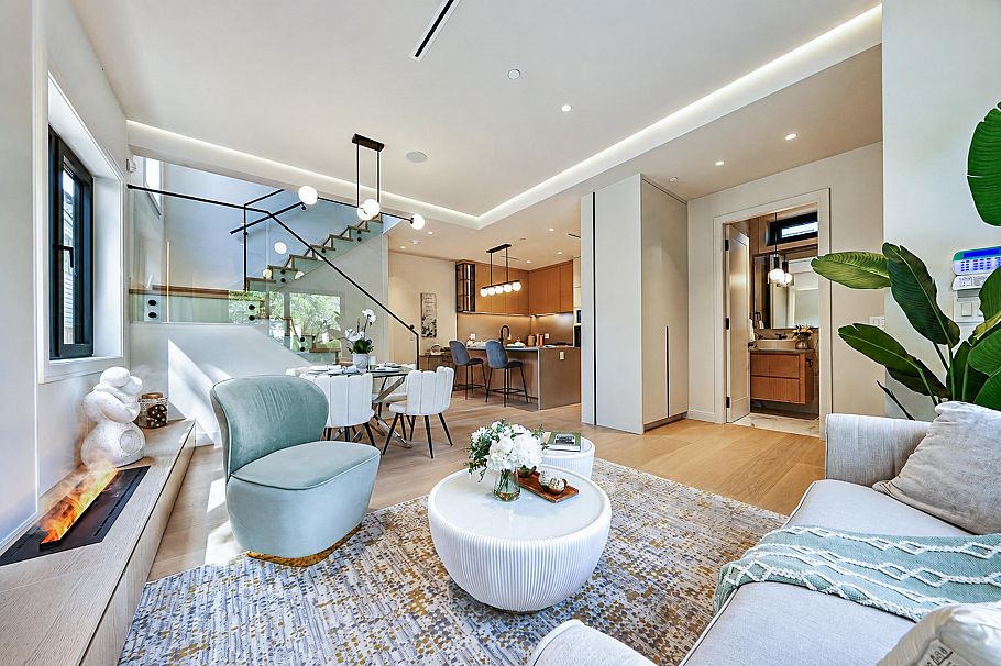 3836 W 21st Avenue Vancouver, BC - 3