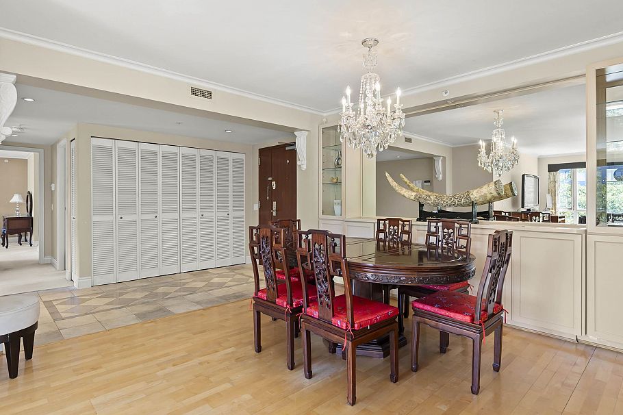 412 618 W 45th Avenue Vancouver, BC - 9