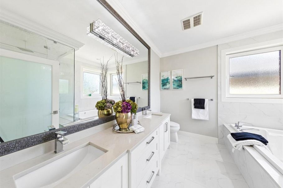 3078 W 20th Avenue Vancouver, BC - 23