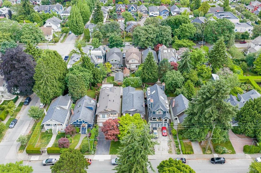 3226 W 5th Avenue Vancouver, BC - 37