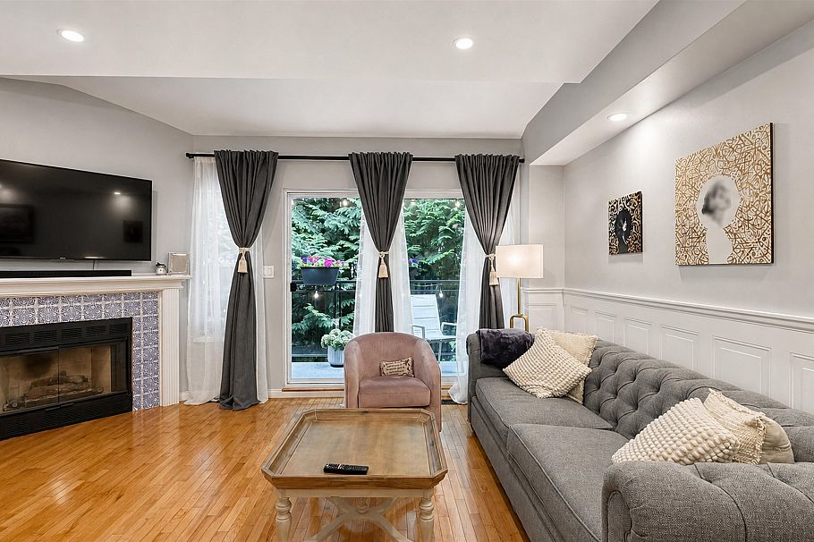 3938 Indian River Drive North Vancouver, BC - 3