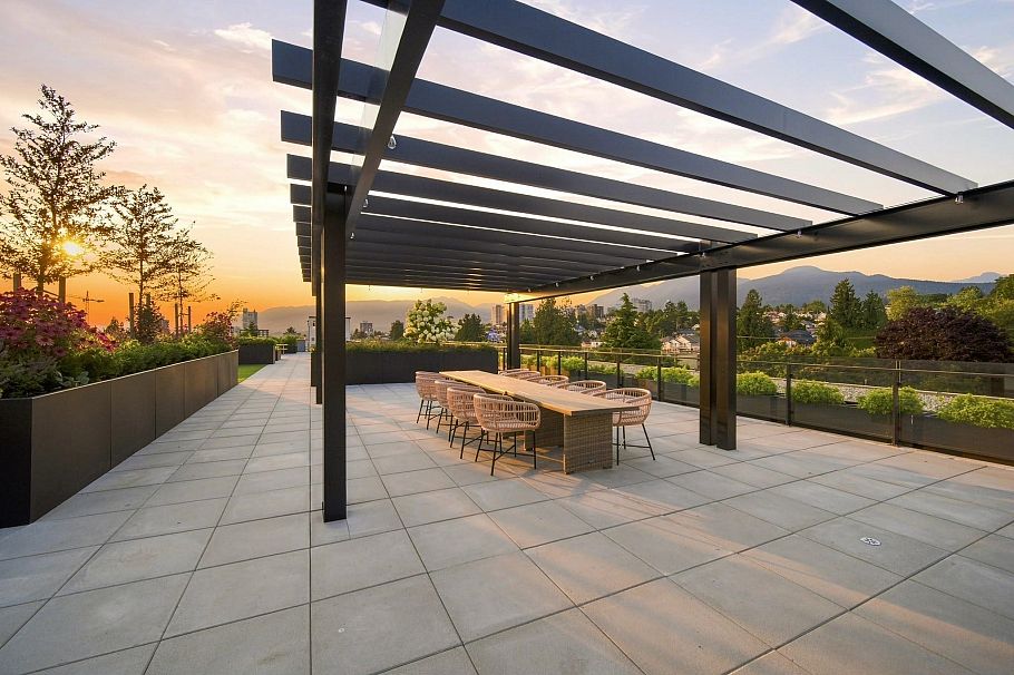 454 422 E 3rd Street North Vancouver, BC - 24