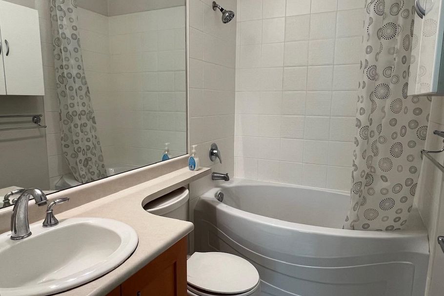 425 2083 W 33rd Avenue Vancouver, BC - 8