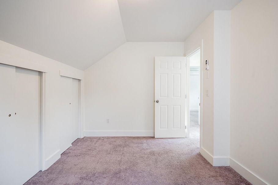 242 W 21st Avenue Vancouver, BC - 18