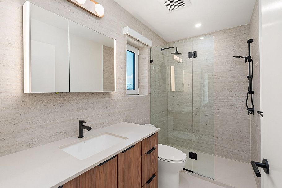 SL 2 2333 E 54th Avenue Vancouver, BC - 19