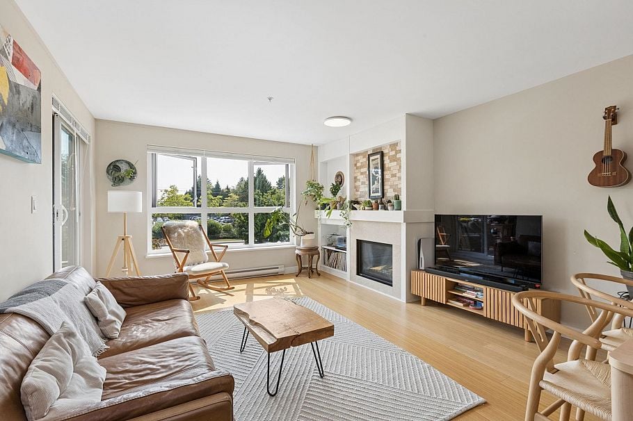 207 3732 Mt Seymour Parkway North Vancouver, BC - 1