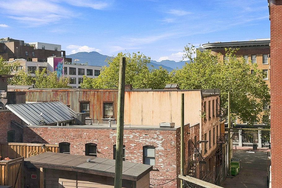 311 1 E Cordova Street Vancouver, BC - 12
