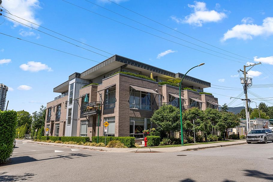 202 1591 Bowser Avenue North Vancouver, BC - 2