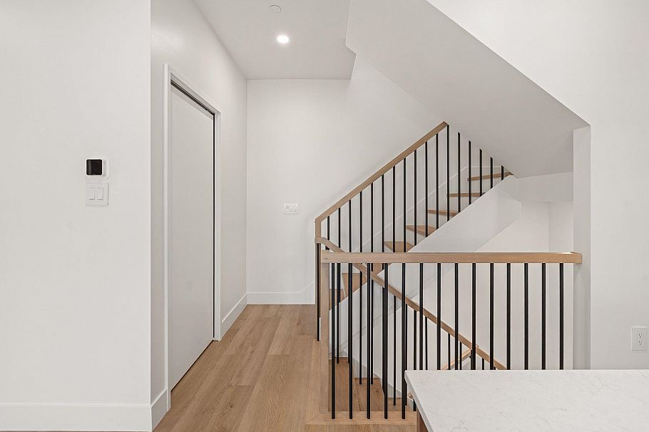 SL 2 2333 E 54th Avenue Vancouver, BC - 15