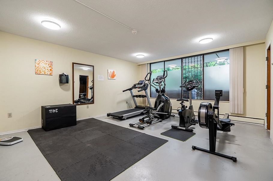 903 114 W Keith Road North Vancouver, BC - 24