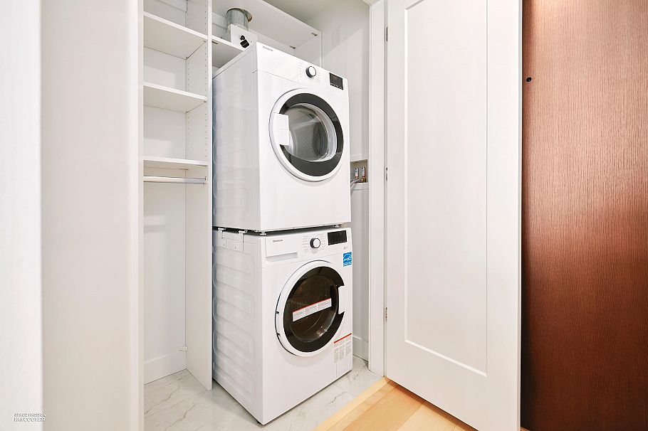 807 135 E 13th Street Vancouver, BC - 18