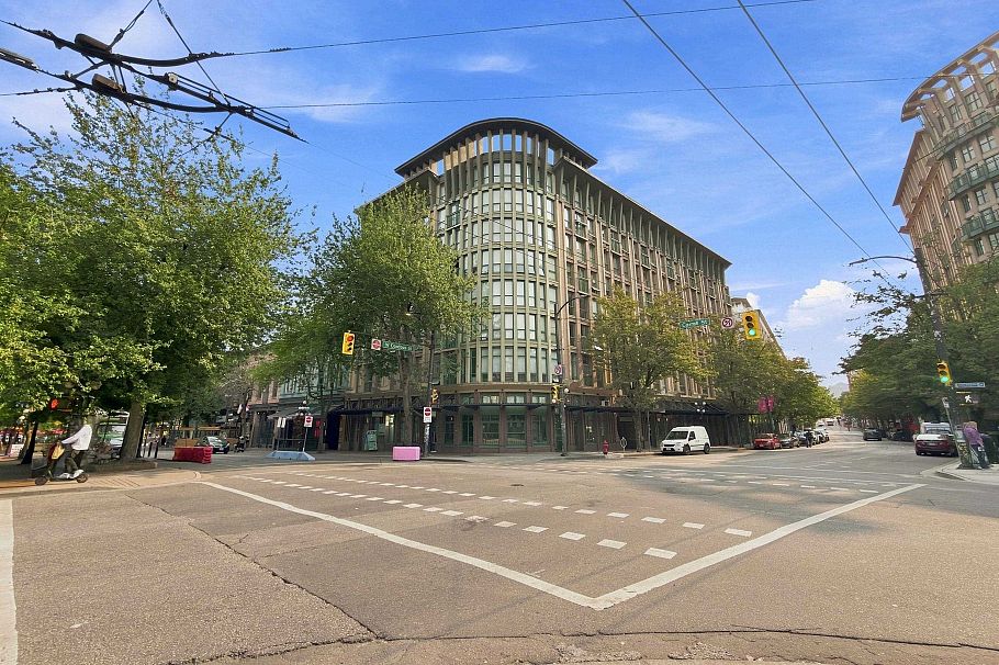 311 1 E Cordova Street Vancouver, BC - 24