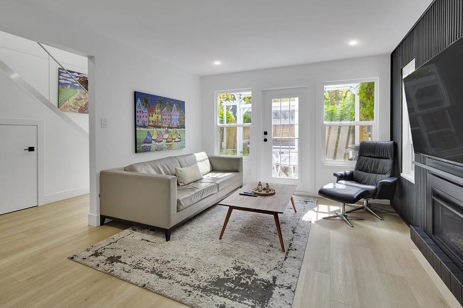 2977 W 6th Avenue Vancouver, BC - 15