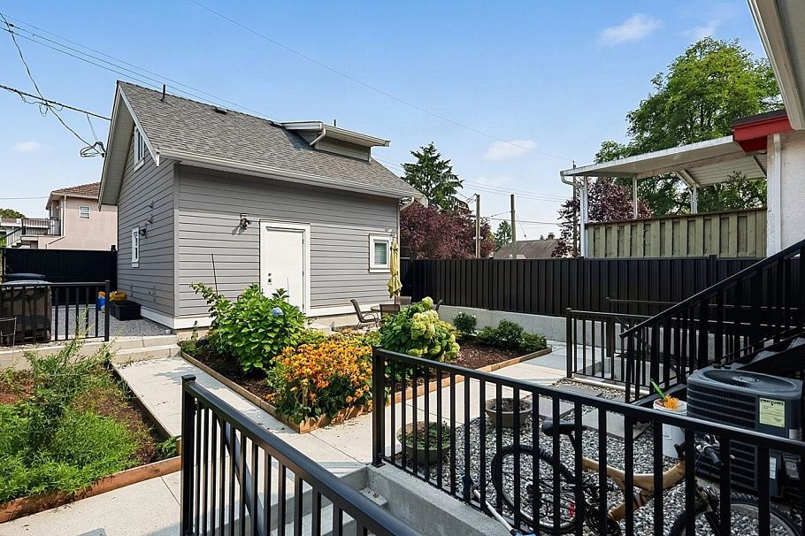 636 Cassiar Street Vancouver, BC - 33