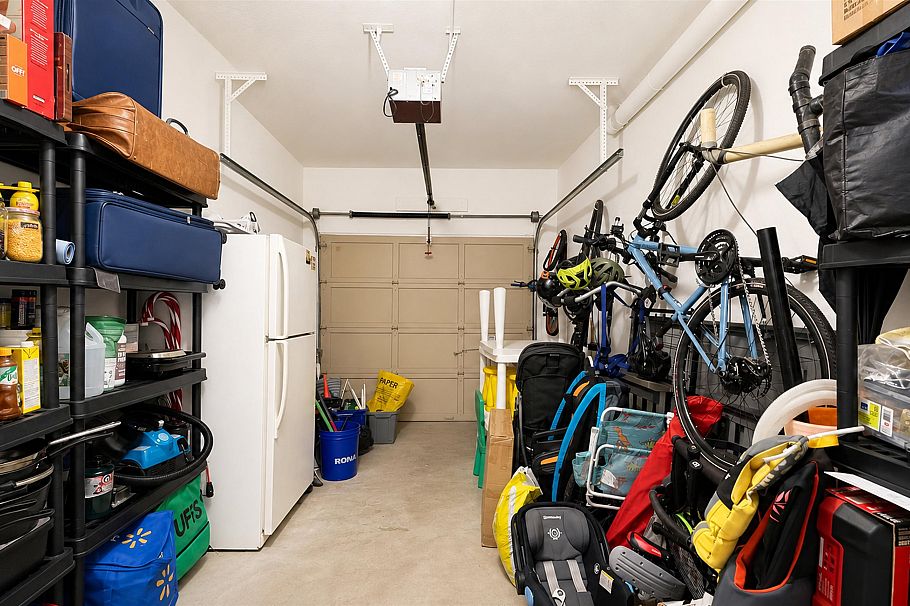 3938 Indian River Drive North Vancouver, BC - 24