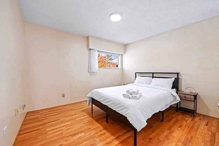 3136 E 53rd Avenue Vancouver, BC - 17