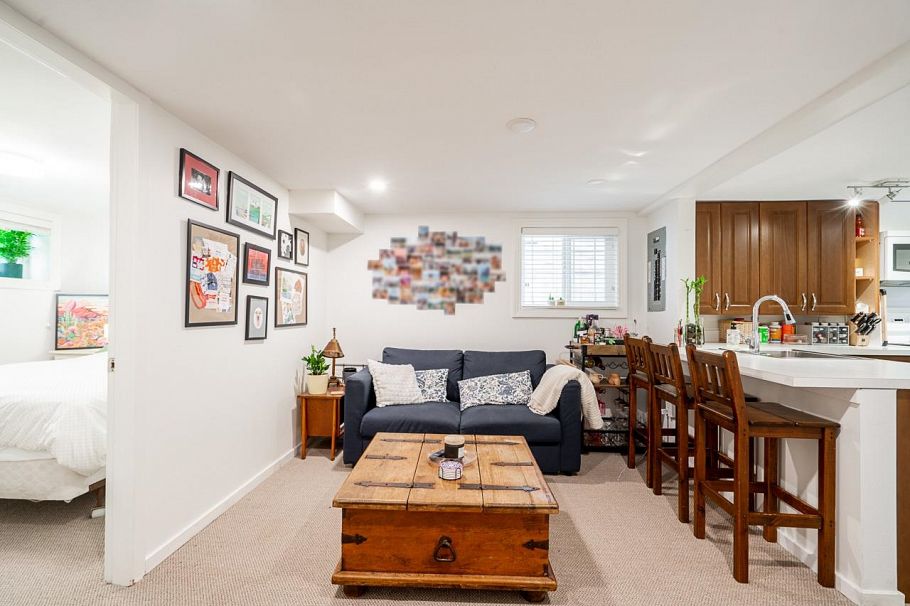 242 W 21st Avenue Vancouver, BC - 29