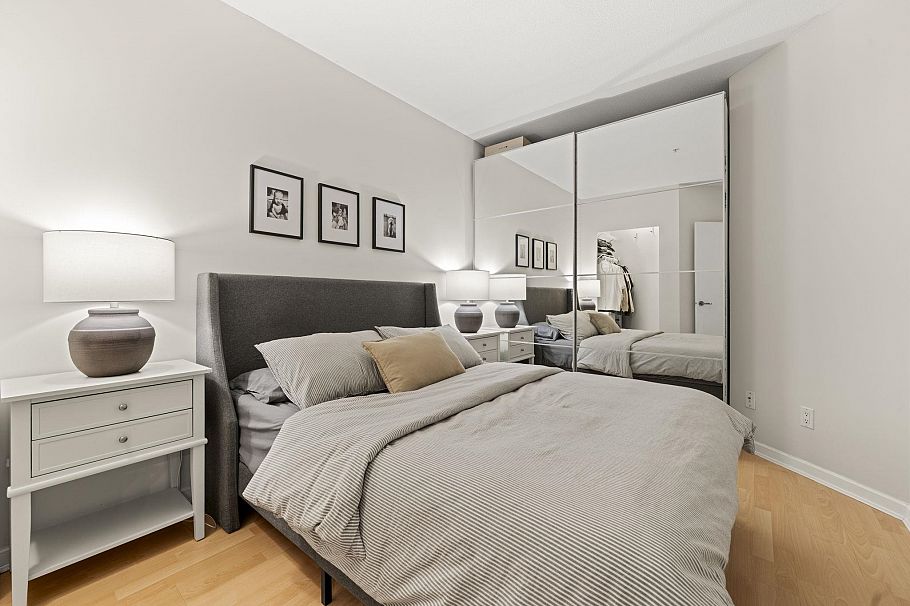 808 1177 Hornby Street Vancouver, BC - 10