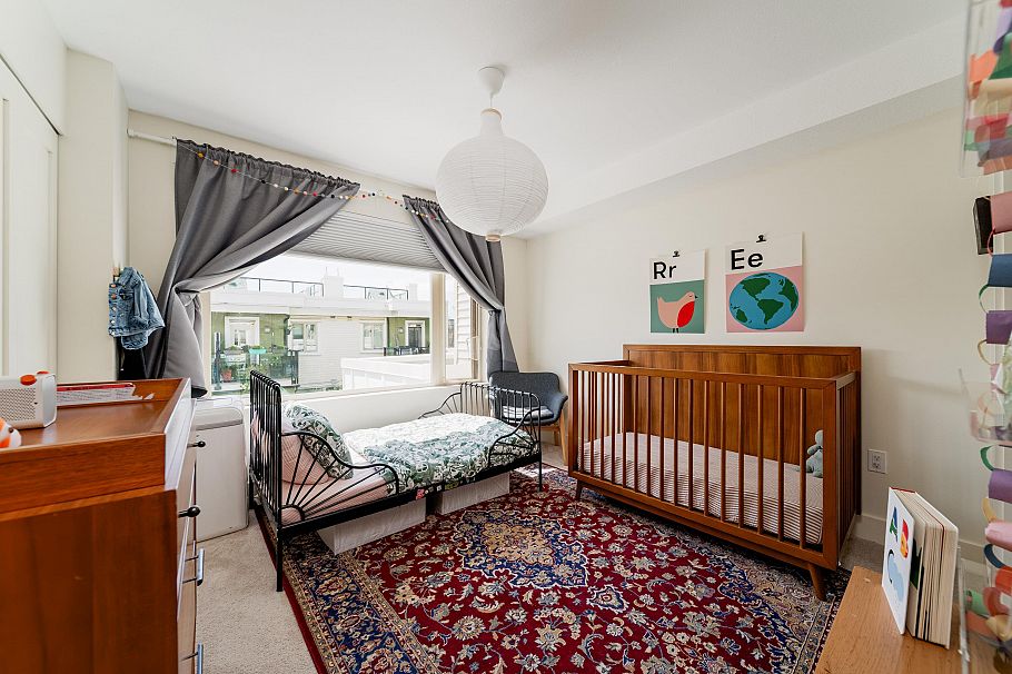 64 728 W 14th Street North Vancouver, BC - 12