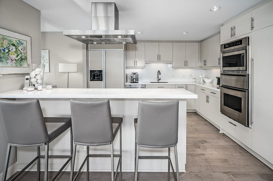 2401 1233 W Cordova Street Vancouver, BC - 10
