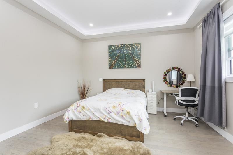 8559 Montcalm Street Vancouver, BC - 18