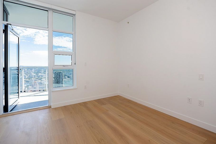 5105 1289 Hornby Street Vancouver, BC - 18