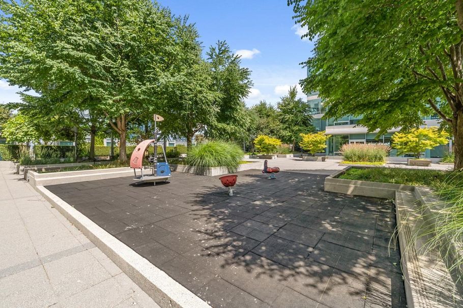 708 522 W 8th Avenue Vancouver, BC - 32