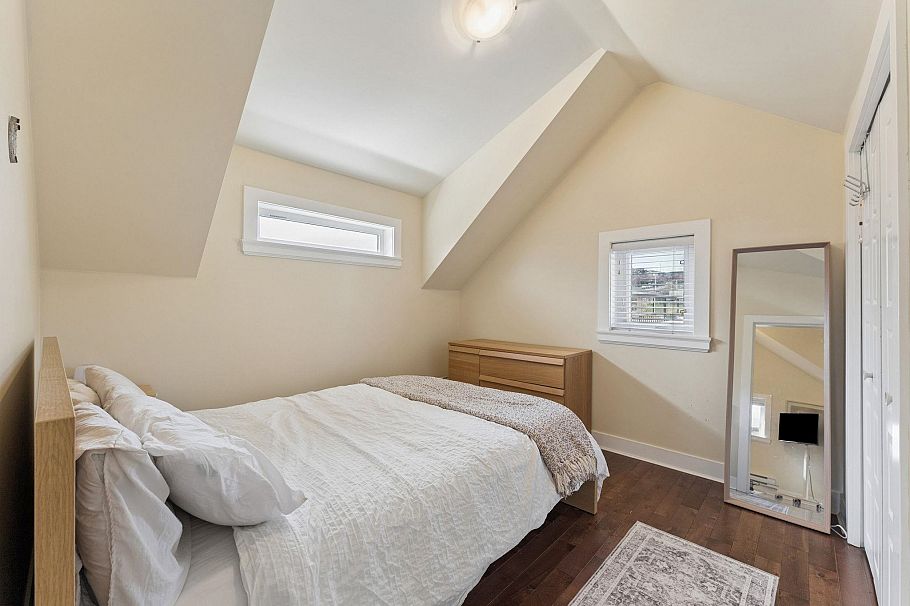 3233 Grant Street Vancouver, BC - 26
